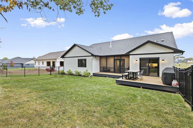 2941 Wild Goose Way, Stoughton, WI 53589