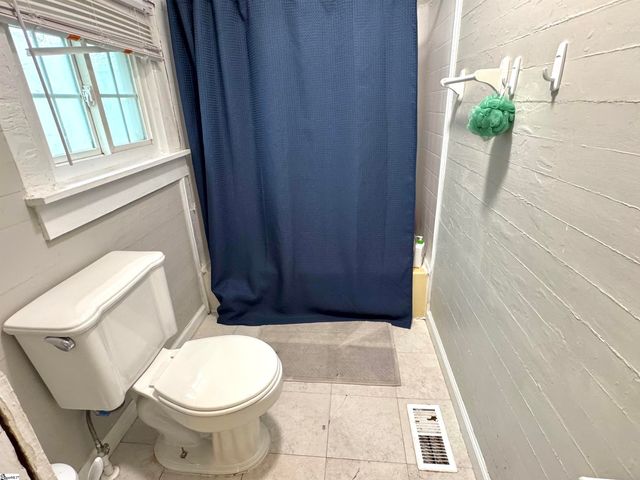 100 Garrison Street, Easley, SC 29640