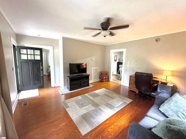 100 Garrison Street, Easley, SC 29640