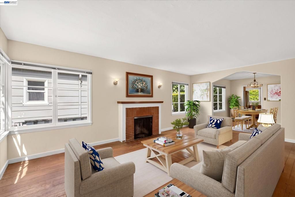 Image 3 of property listing at 1075 Durant Ave, San Leandro, CA 94577