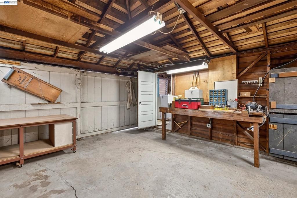 Image 35 of property listing at 1075 Durant Ave, San Leandro, CA 94577