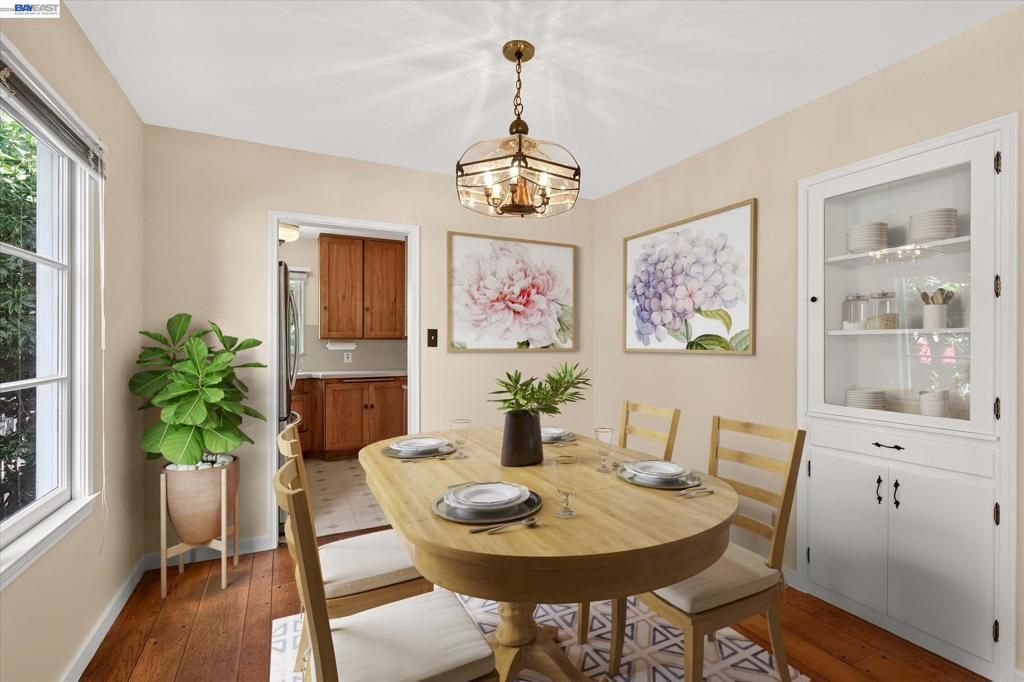 Image 8 of property listing at 1075 Durant Ave, San Leandro, CA 94577
