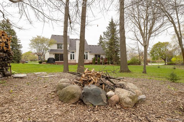 30425 Ridge Court, Lyon Charter Township, MI 48165