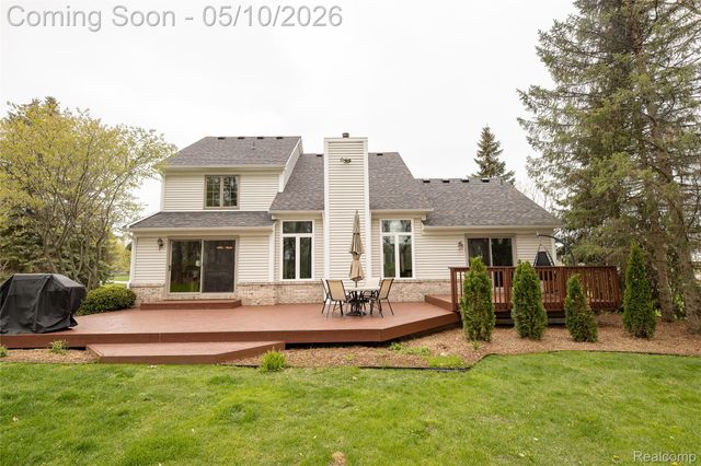 30425 Ridge Court, Lyon Charter Township, MI 48165