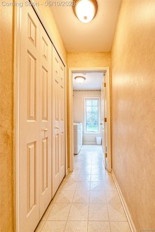 30425 Ridge Court, Lyon Charter Township, MI 48165
