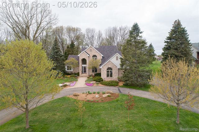 30425 Ridge Court, Lyon Charter Township, MI 48165