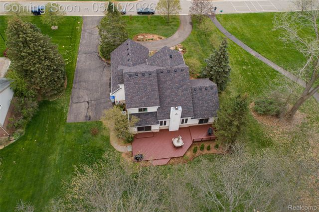 30425 Ridge Court, Lyon Charter Township, MI 48165