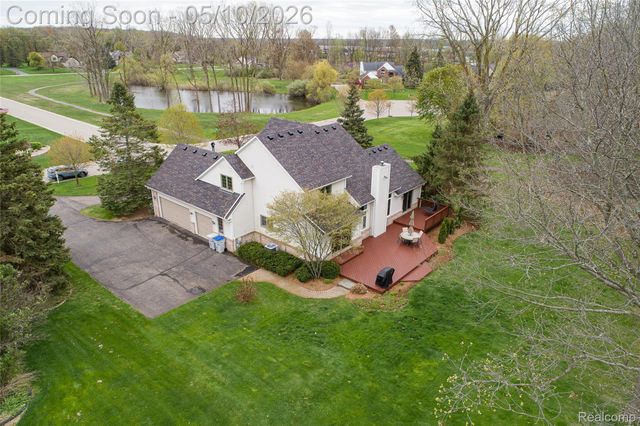 30425 Ridge Court, Lyon Charter Township, MI 48165