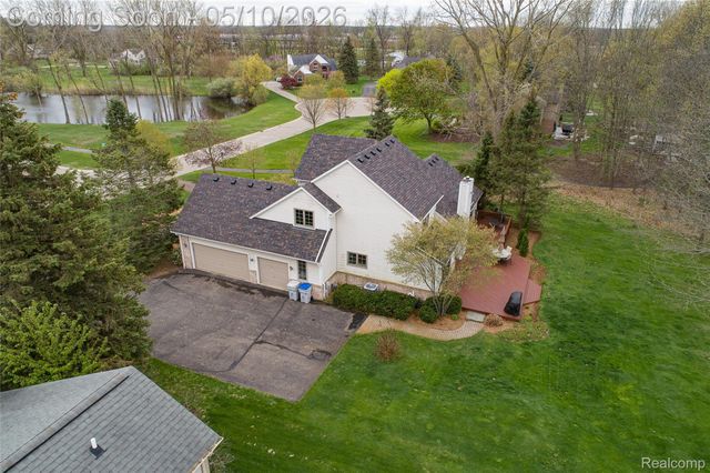 30425 Ridge Court, Lyon Charter Township, MI 48165