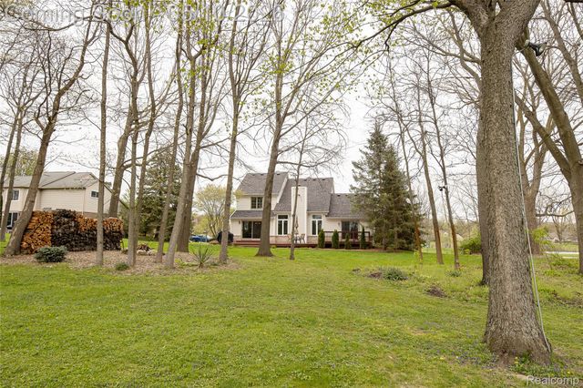 30425 Ridge Court, Lyon Charter Township, MI 48165