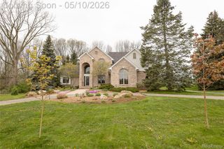 30425 Ridge Court, Lyon Charter Township, MI 48165