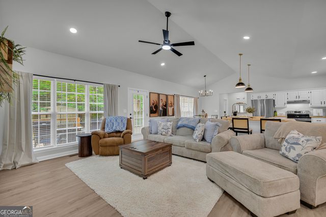 163 Tuxedo Drive, Commerce, GA 30530