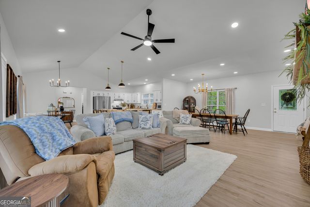 163 Tuxedo Drive, Commerce, GA 30530