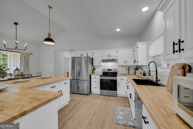 163 Tuxedo Drive, Commerce, GA 30530