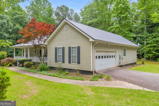 163 Tuxedo Drive, Commerce, GA 30530