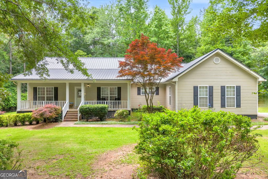 163 Tuxedo Drive, Commerce, GA 30530