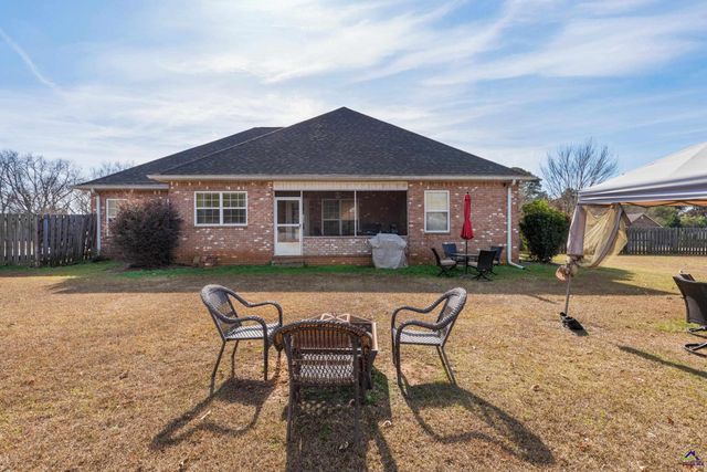 1022 Thistlewood Drive, Kathleen, GA 31047