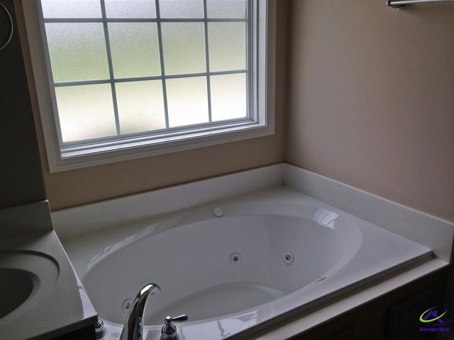 1022 Thistlewood Drive, Kathleen, GA 31047