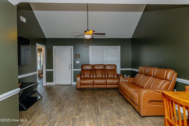 6820 Dunridge Lane, Sims, NC 27880