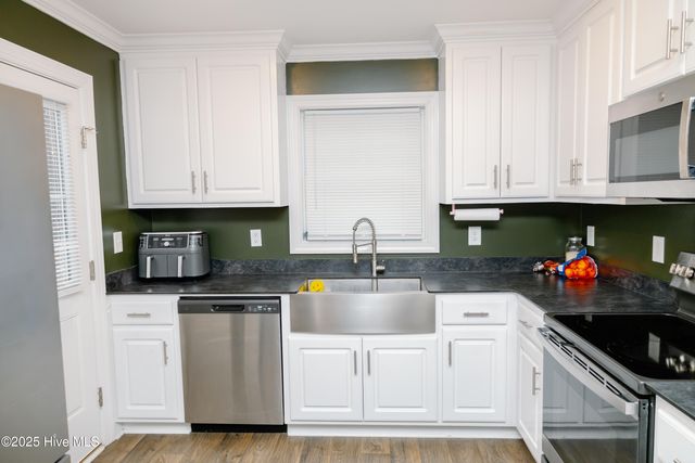 6820 Dunridge Lane, Sims, NC 27880