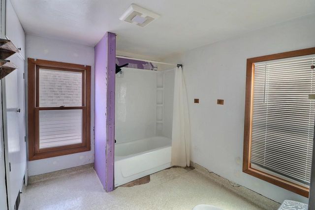 413 W 6TH STREET, Kaukauna, WI 54130