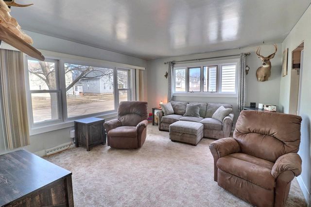 413 W 6TH STREET, Kaukauna, WI 54130