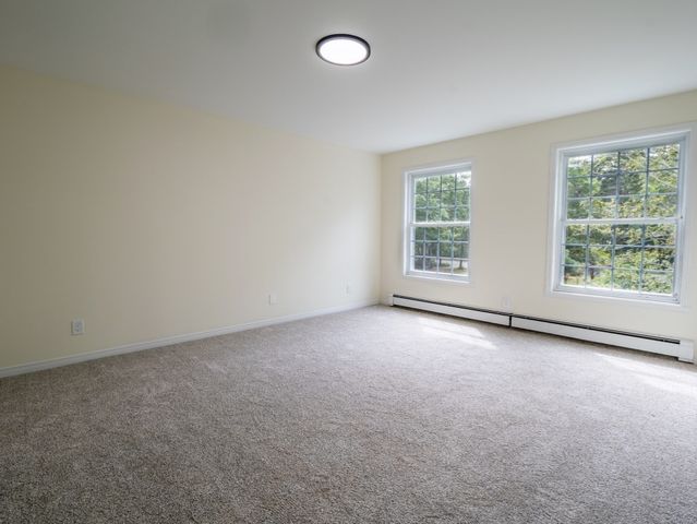 215 Ashumet Rd, Mashpee, MA 02649