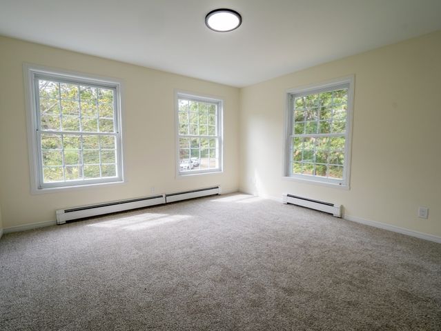215 Ashumet Rd, Mashpee, MA 02649