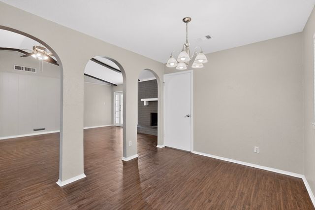1620 Glenhill Lane, Lewisville, TX 75077