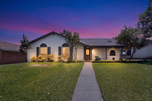 1620 Glenhill Lane, Lewisville, TX 75077