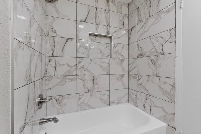 1620 Glenhill Lane, Lewisville, TX 75077