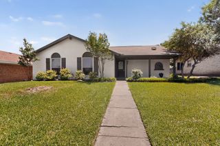 1620 Glenhill Lane, Lewisville, TX 75077