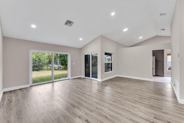 10185 Grove Lane, Cooper City, FL 33328