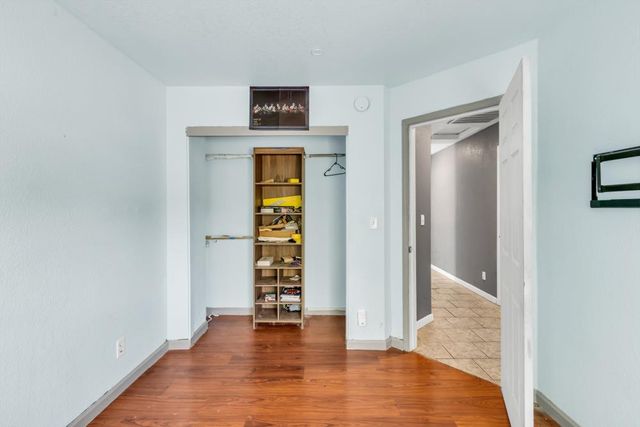 1718 Wildflower Cir, Yuba City, CA 95993
