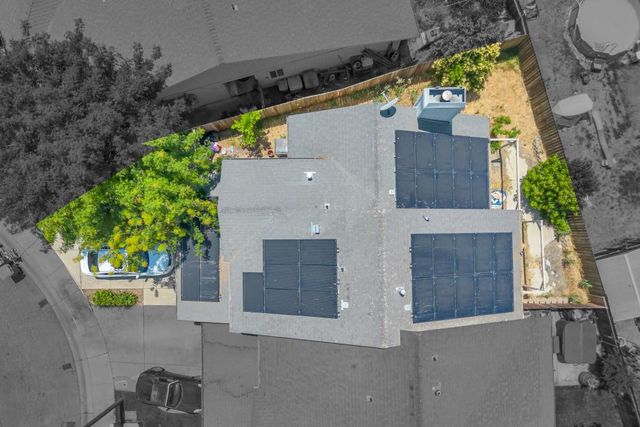 1718 Wildflower Cir, Yuba City, CA 95993