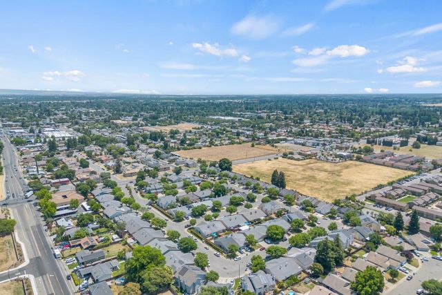1718 Wildflower Cir, Yuba City, CA 95993