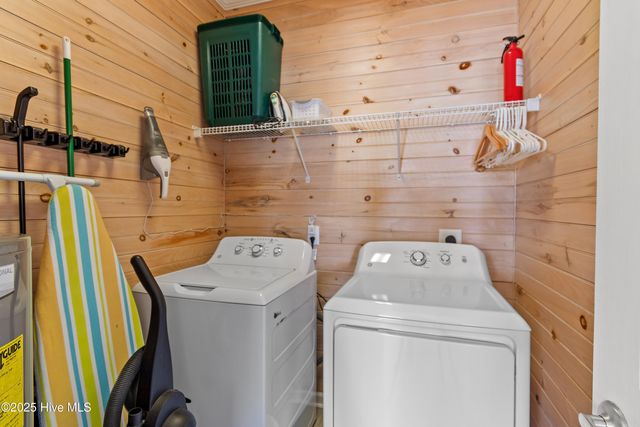 6621 W Beach Drive, Oak Island, NC 28465