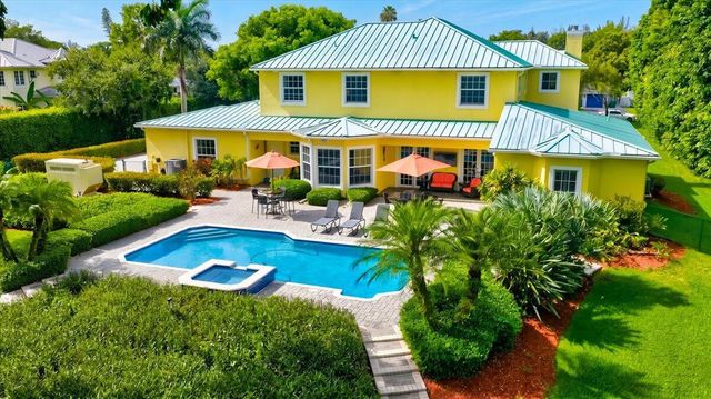 11651 SW 3rd Street, Plantation, FL 33325