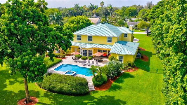 11651 SW 3rd Street, Plantation, FL 33325