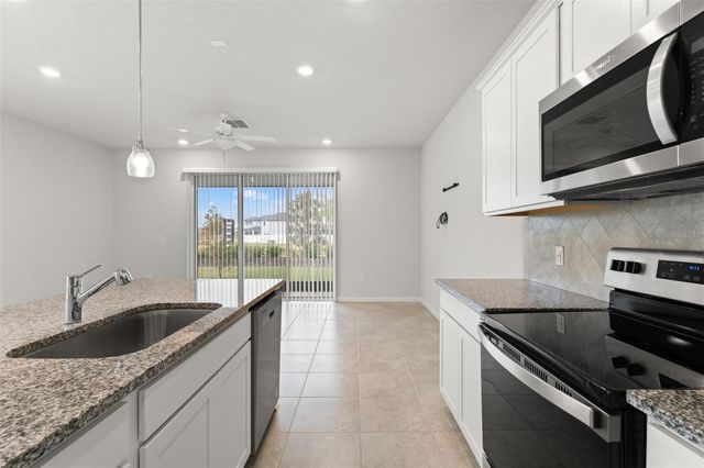 31329 AMBERVIEW BEND, Wesley Chapel, FL 33545