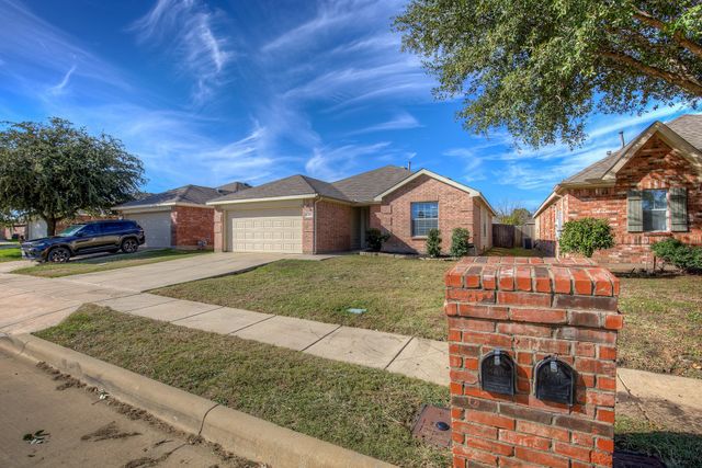 1248 Round Pen Run, Fort Worth, TX 76052