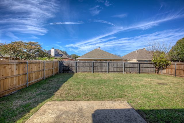 1248 Round Pen Run, Fort Worth, TX 76052