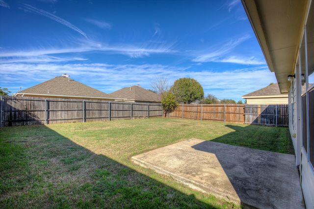 1248 Round Pen Run, Fort Worth, TX 76052