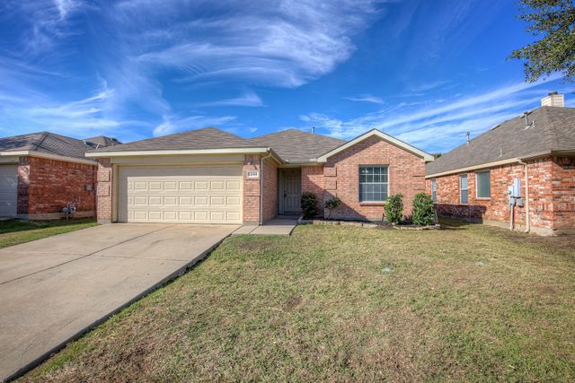 1248 Round Pen Run, Fort Worth, TX 76052