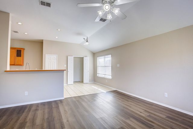 1248 Round Pen Run, Fort Worth, TX 76052