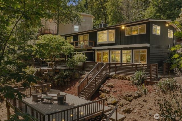 15936 76th Place NE, Kenmore, WA 98028