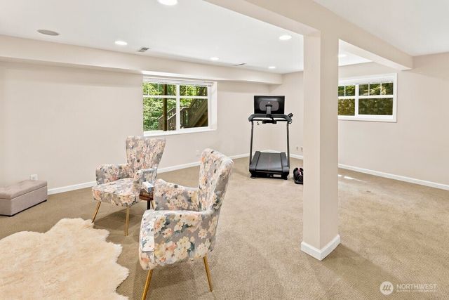 15936 76th Place NE, Kenmore, WA 98028