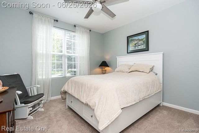 2082 Orwell Street, Orion Charter Township, MI 48360