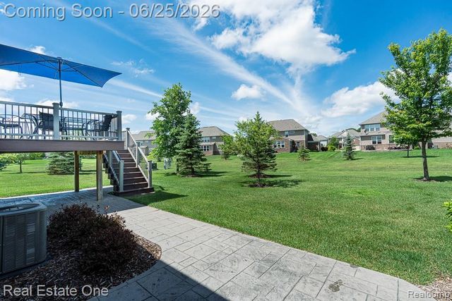 2082 Orwell Street, Orion Charter Township, MI 48360