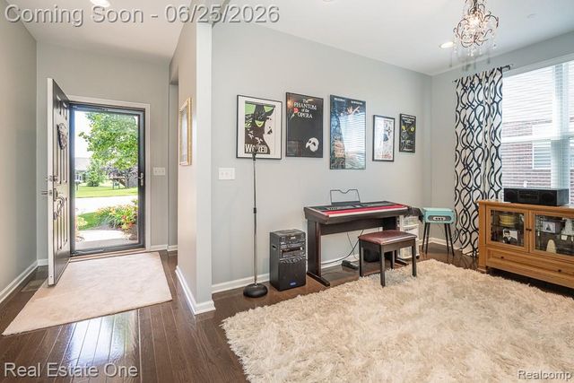 2082 Orwell Street, Orion Charter Township, MI 48360